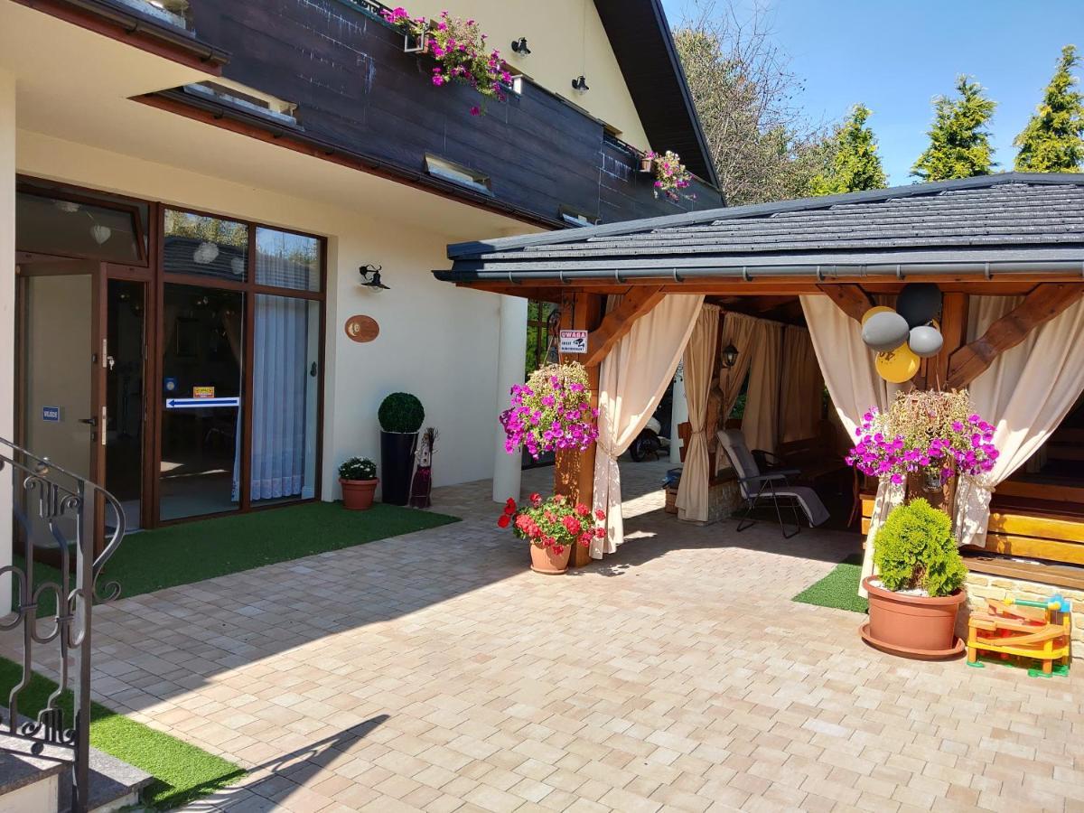 Villa Magiczny Zakatek Dabrowa Dolna Esterno foto